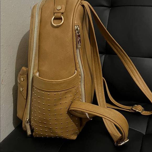 Itzy Ritzy Diaperbag Backpack - Picture 4 of 11